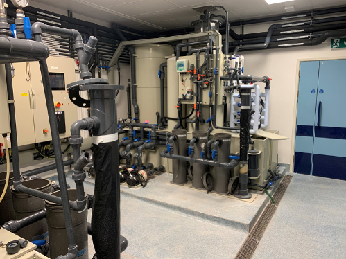 The pipes and mechanisms that make up the filtration system